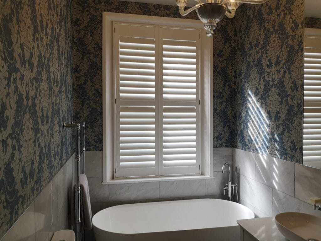 BATHROOMSHUTTERS017