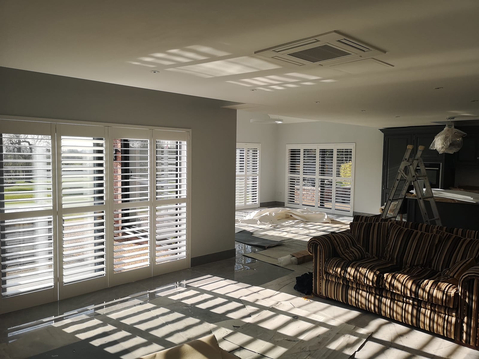 FRENCHDOORSHUTTER008